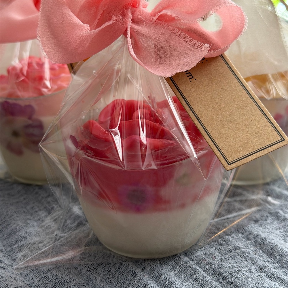 Pink Floral Scented Candle